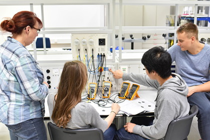 apprenticeship students